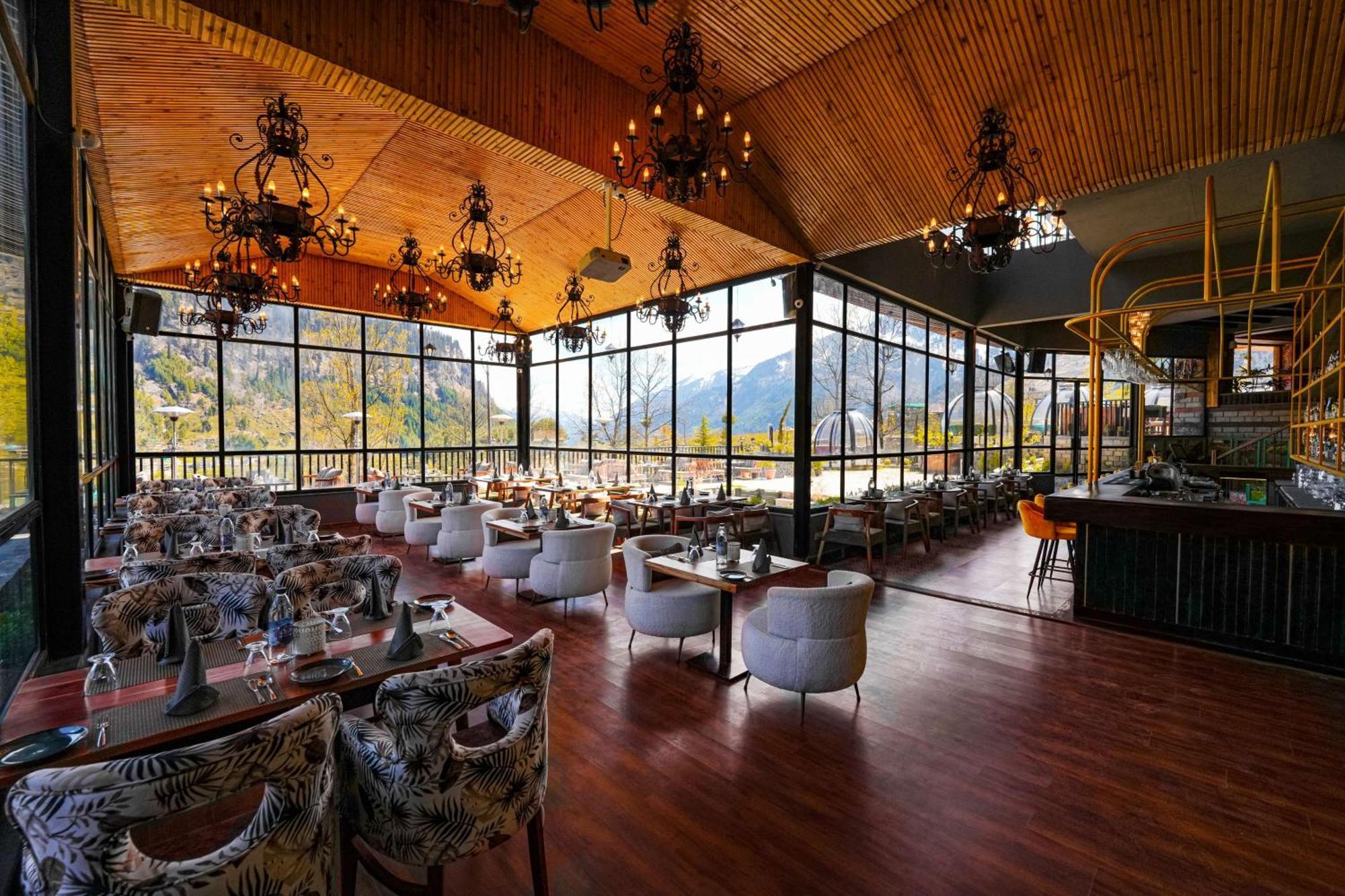 Palchan Hotel & Spa - A Member Of Radisson Individuals Retreats Manāli Eksteriør bilde