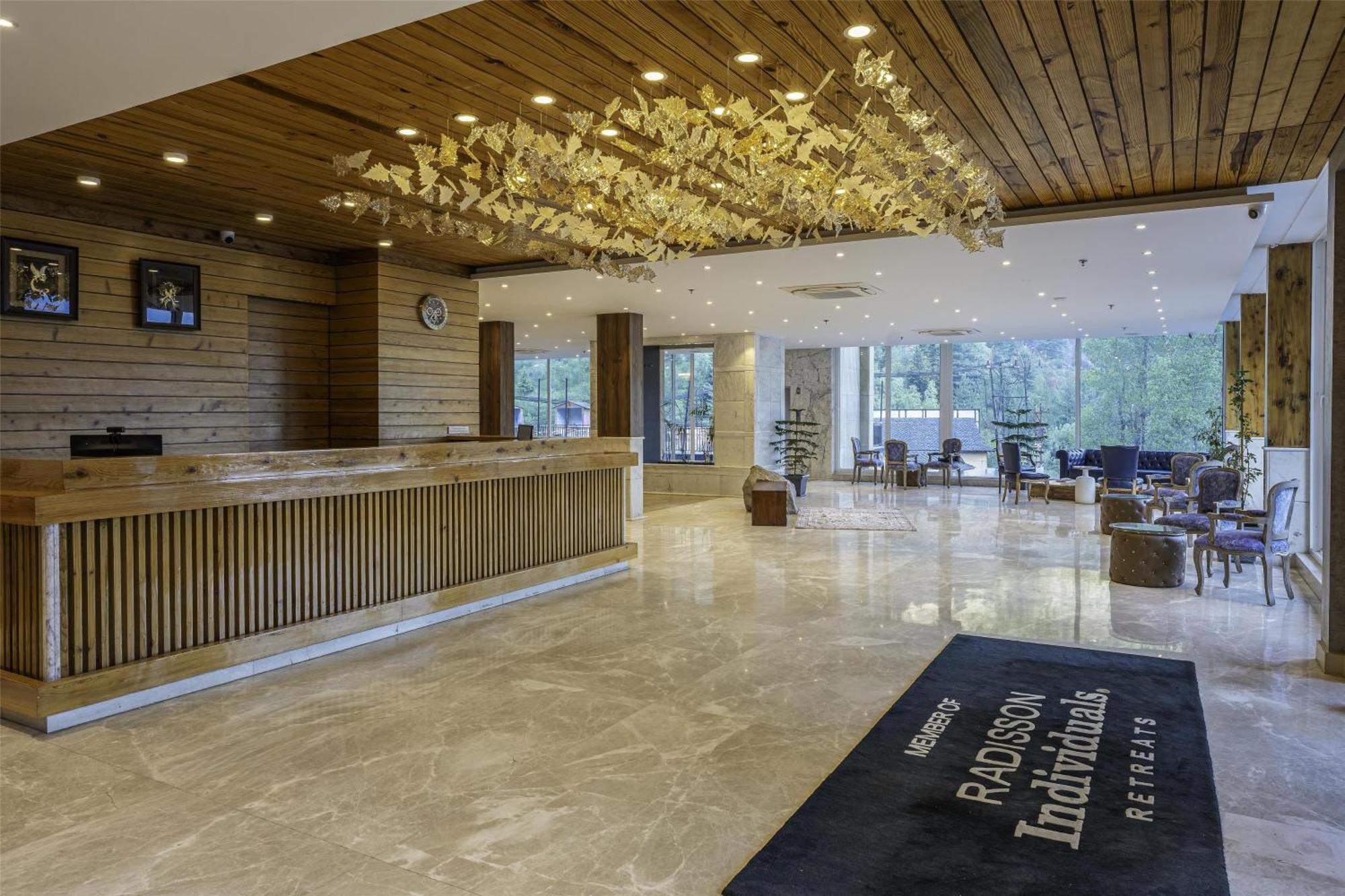 Palchan Hotel & Spa - A Member Of Radisson Individuals Retreats Manāli Eksteriør bilde