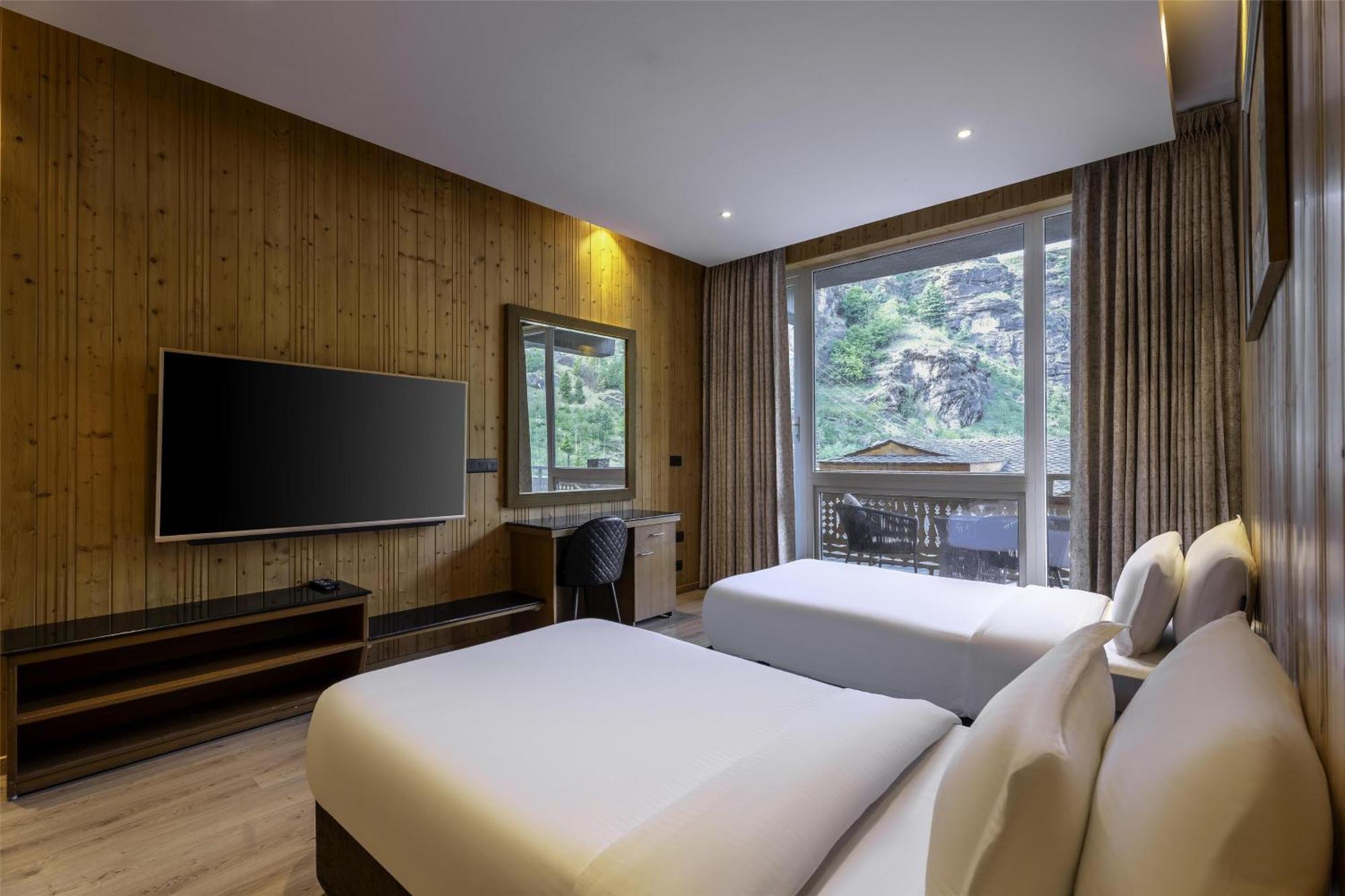 Palchan Hotel & Spa - A Member Of Radisson Individuals Retreats Manāli Eksteriør bilde