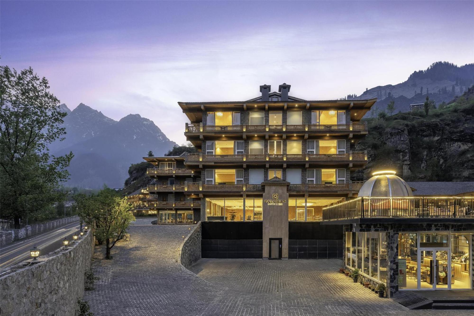 Palchan Hotel & Spa - A Member Of Radisson Individuals Retreats Manāli Eksteriør bilde